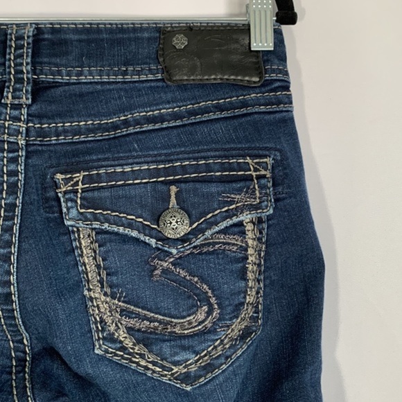 Silver Jeans Co x Bootlegger Dark Blue Suki Mid Capri Jeans - Picture 10 of 13